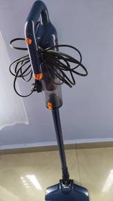 Vacuum cleaner 