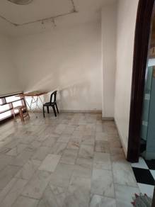 2.5 Storey, Taman Sahabat / Taman Cahaya, Gertak Sanggul