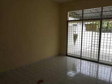 Jln Badik Puteri Wangsa Ulu Tiram, 22x70sf Double Storey Unblock View