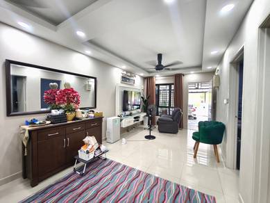 Facing Open Ground Unit - Villa kesuma Townhouse Beranang Semenyih