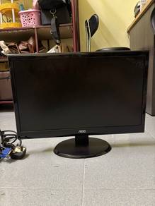 AOC LED Computer Monitor with Stand – Used