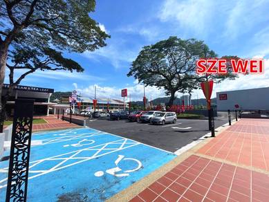 Tanjung Bungah Tree Square Shoplot 2153 Sq.ft Off