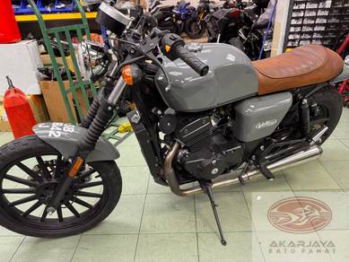 CMC DAYTONA 250 3842 caferacer