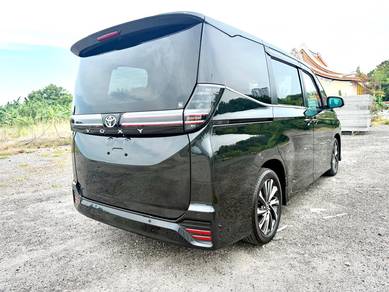 Toyota VOXY 2.0 S-Z (A)