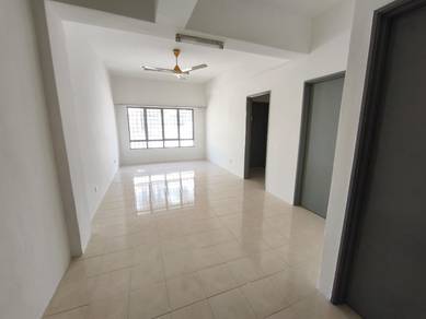 MURAH Dataran Otomobil Apartment ENTRY EARLY NOVEMBER MUST VIEW