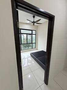 8Scape Residence / Perling / 3 Bedrooms / Partially Furnished