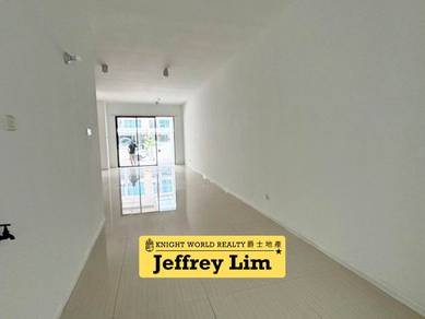 【Well Maintained】3 Storey Terrace House @ Raffles Residence 199