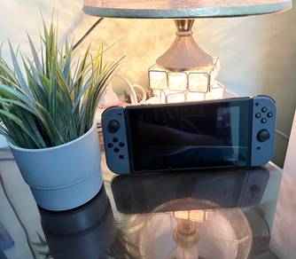 (FREE POUCH BAG) Nintendo Switch V1 V 1 Console