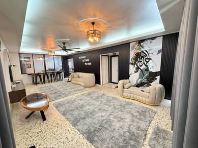 Homestay Rumah Hitam Putih