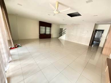 [Below Market] 2 Storey Viana Elmina Gardens East Denai Alam House