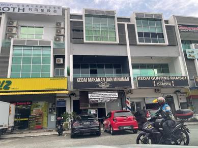 Taman setia Indah 4 2nd floor shop office  facing main road