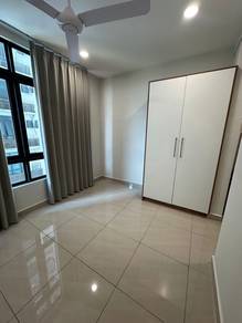Botanika Bayu puteri studio partly furnished 1 car park