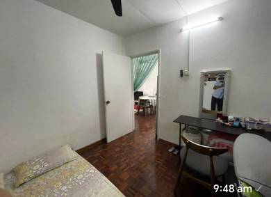1 Unit Rumah Flat Blok 4  AU3/34 Ampang Ulu Klang Utk DiJual