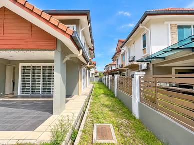 TERMURAH ! Double Storey Semi D Anjung Suasana Bandar Seri Putra Bangi