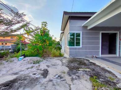 Freehold Corner lot Single  Storey Taman Sri Bahagia Teluk Intan Perak