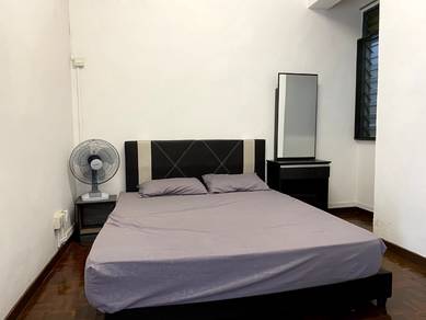 Comfortable 900 sqft Flat for Rent | Near Kuchai Lama MRT
