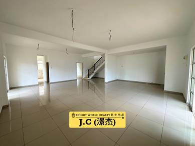 [Rare Corner Lot 4000 sqft big land ] 2 Storey in Taman Permai Jaya BM