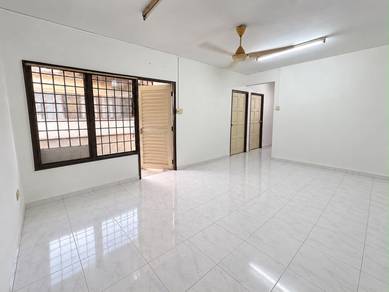 Flat Pinang Taman Daya