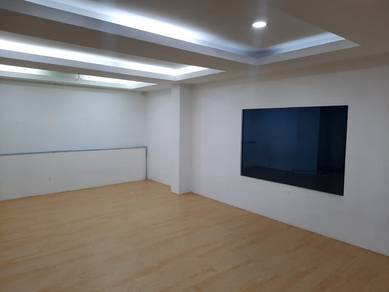 The Strand 4.5sty CORNER Shop Lots For Rent