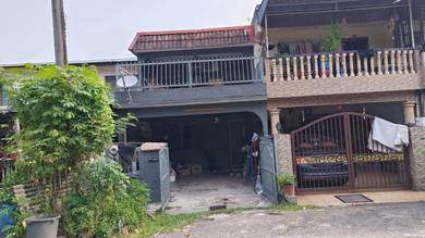 2 Storey Low Cost House Bukit Kajang (3r1b) for rent