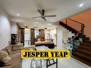 2 Sty Terrace Nicely Renovated Greenlane Island Glades Delima Park