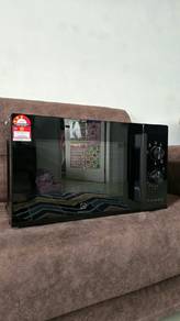 Electrolux 23L Microwave Oven