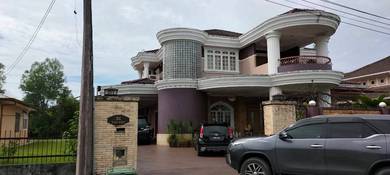 Fully Furnished Below MV 7R4B Bungalow in Taman Pelita Jaya, Petrajaya