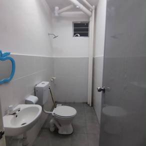 Pangsapuri Flora Damai For Rent Cheap Near Austin, Setia Indah CIQ