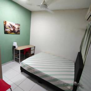 The Academia South City Plaza, Seri Kembangan, Serdang, MRT station