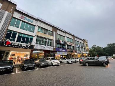 Skudai Jalan Pendidikan Three Storey Shoplot,Taman University