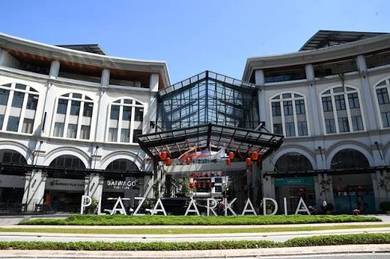 [G Floor] 1.5 Storey Shoplot at Plaza Arkadia, Highend Lifestyle Area