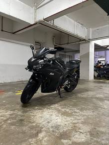 R25