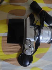 Fujifilm X-A10