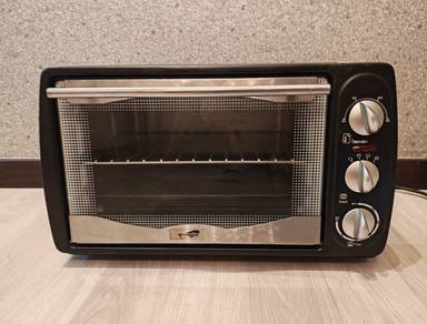 Oven Elektrik Berkualiti+Grill Rack Befungsi Baik