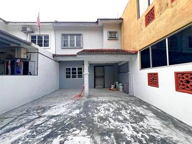FACING OPEN FULLY RENO 2 Storey Jalan Kesumba Bukit Beruntung Rawang