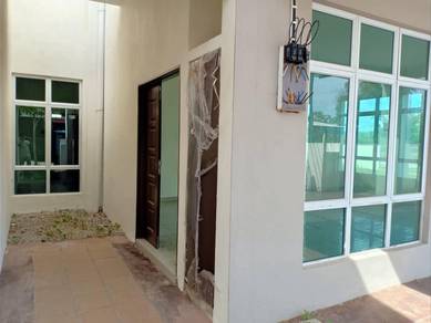 Bandar Putra, Tg Lumpur, Kuantan [CORNER LOT 3 TINGKAT]