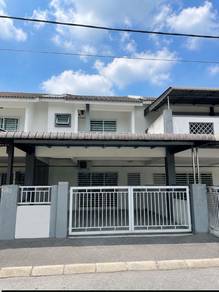 Teres 2 Tingkat Freehold Gated & Guarded  Open Facing Klebang