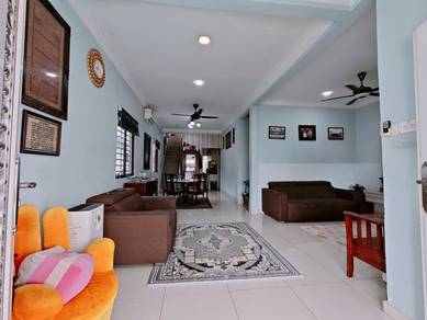 Upgraded | 4 bilik| Endlot Jalan Jati Sri Damansara Teres 1.5 tingkat