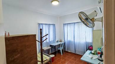 Large single room for male at ss15 Subang nearby LRT