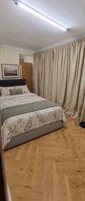 Middle room|7 Minutes' Walk to Mid Valley |Big Semi-D|Furnished