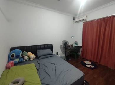 Near Emart Riam - Room For Rent, Miri