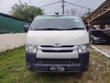 Toyota Hiace Window Van 2021