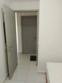 1 TEBRAU RESIDENCES – MEDIUM ROOM FOR RENT (Near CIQ)