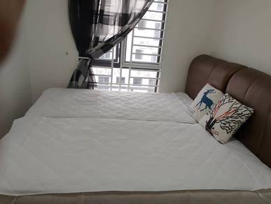 1 TEBRAU RESIDENCES – MEDIUM ROOM FOR RENT (Near CIQ)