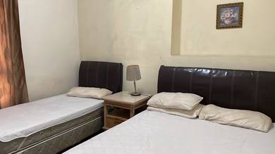 One Borneo Tower B Level 8 | 900sqft 2Bed 2Bath | Fully Furnished