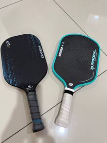 pickleball paddle