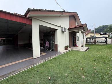 Corner Lot Renovated Bandar Putra, Kulai