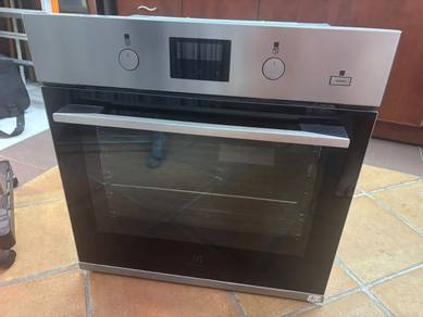 Built In wardrobe Oven Brand New