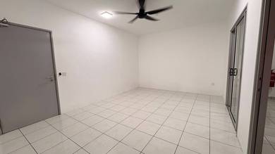 (HOT LOCATION) Apartment Harmoni, Elmina