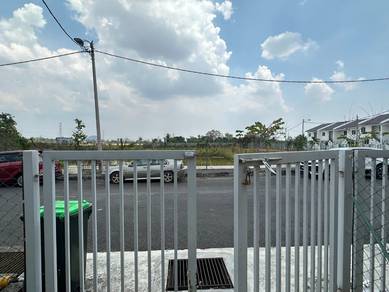 TOWNHOUSE FREEHOLD‼️TMN DESA SAUJANA📍FULL LOAN BOOKING 1k‼️1205sqft